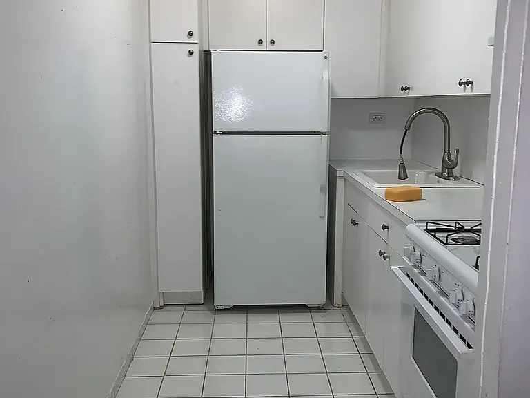 4750 Bedford Ave #3D — Photo 4