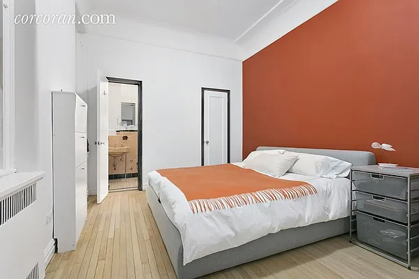 Rented by Corcoran | media 7