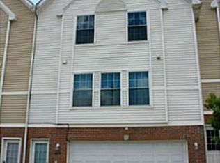 1279 SE Village View Ln, Ankeny, IA 50021
