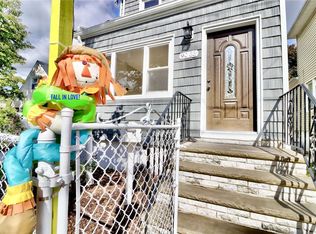 9033 Silver Rd, Jamaica, NY 11417