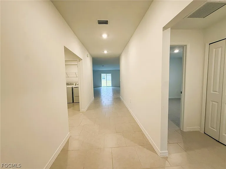 335 Parish Dr — Photo 16