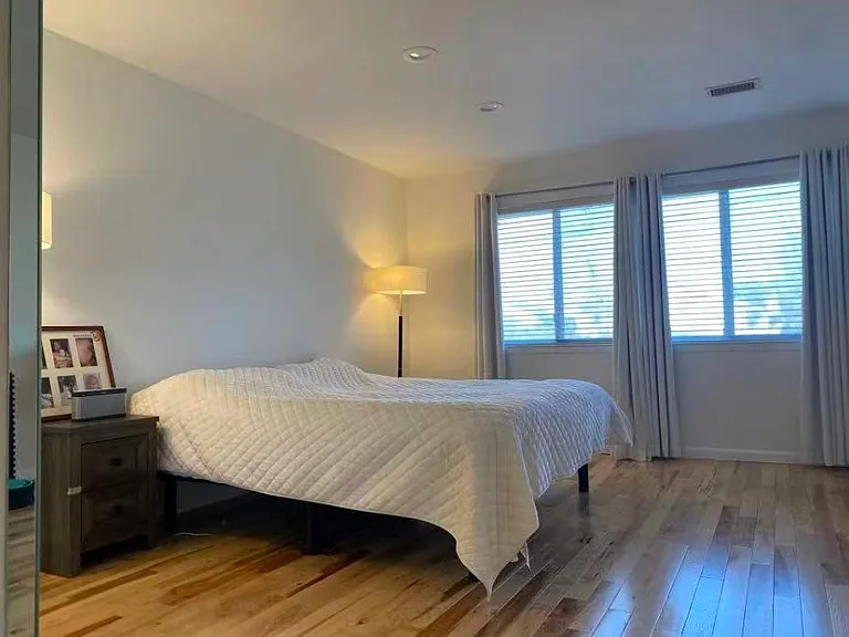 137 Foxwood Dr — Photo 8