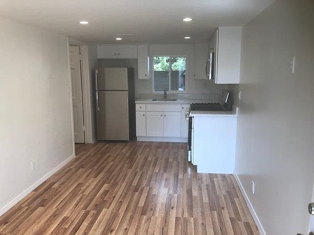 2nd image of 426 N Lomita St #A