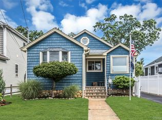 2723 Clarendon Ave, Bellmore, NY 11710