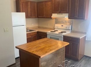 320 Bennett St, Grass Valley, CA 95945