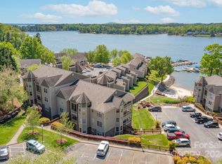 13824 Queens Harbor Rd UNIT K, Charlotte, NC 28278