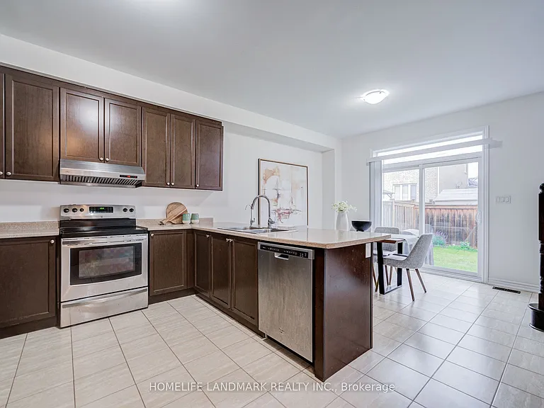 30 Garrardview St — Photo 18