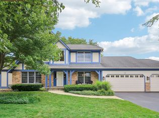 681 Wortham Dr, Mundelein, IL 60060