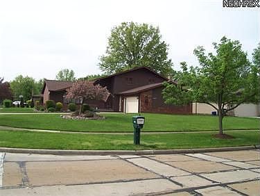 2nd image of 13905 Claremont Ave