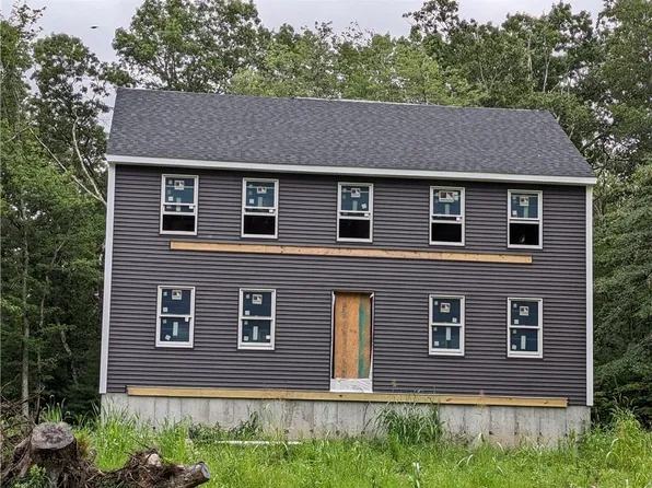 320 Huntinghouse Rd, Glocester, RI 02857