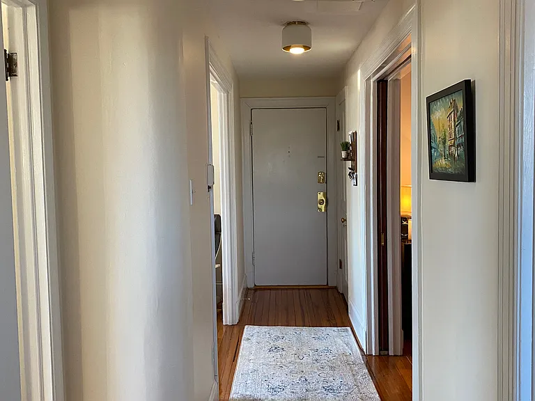 Hallway view to front entry