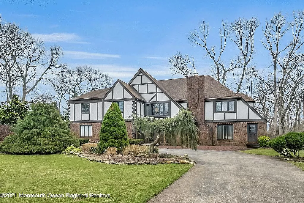804 Columbia Rd — Photo 4