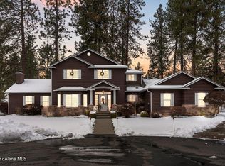 1375 E Griffitts Ct, Hayden, ID 83835