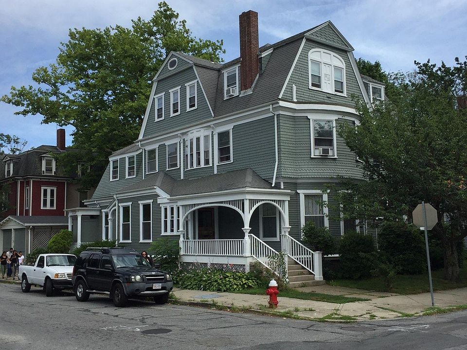 Exterior view of the house from the corner of Orchard & Arnold Streets.