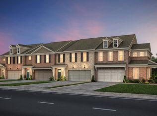 517 Garvin Dr, Woodstock, GA