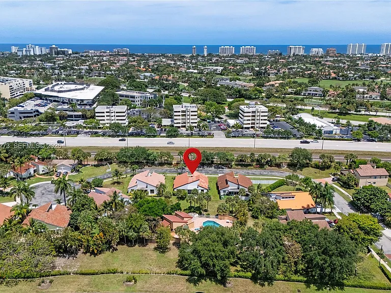 1543 SW 1st Ave — Photo 47
