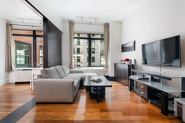 Sold by Compass | media 9