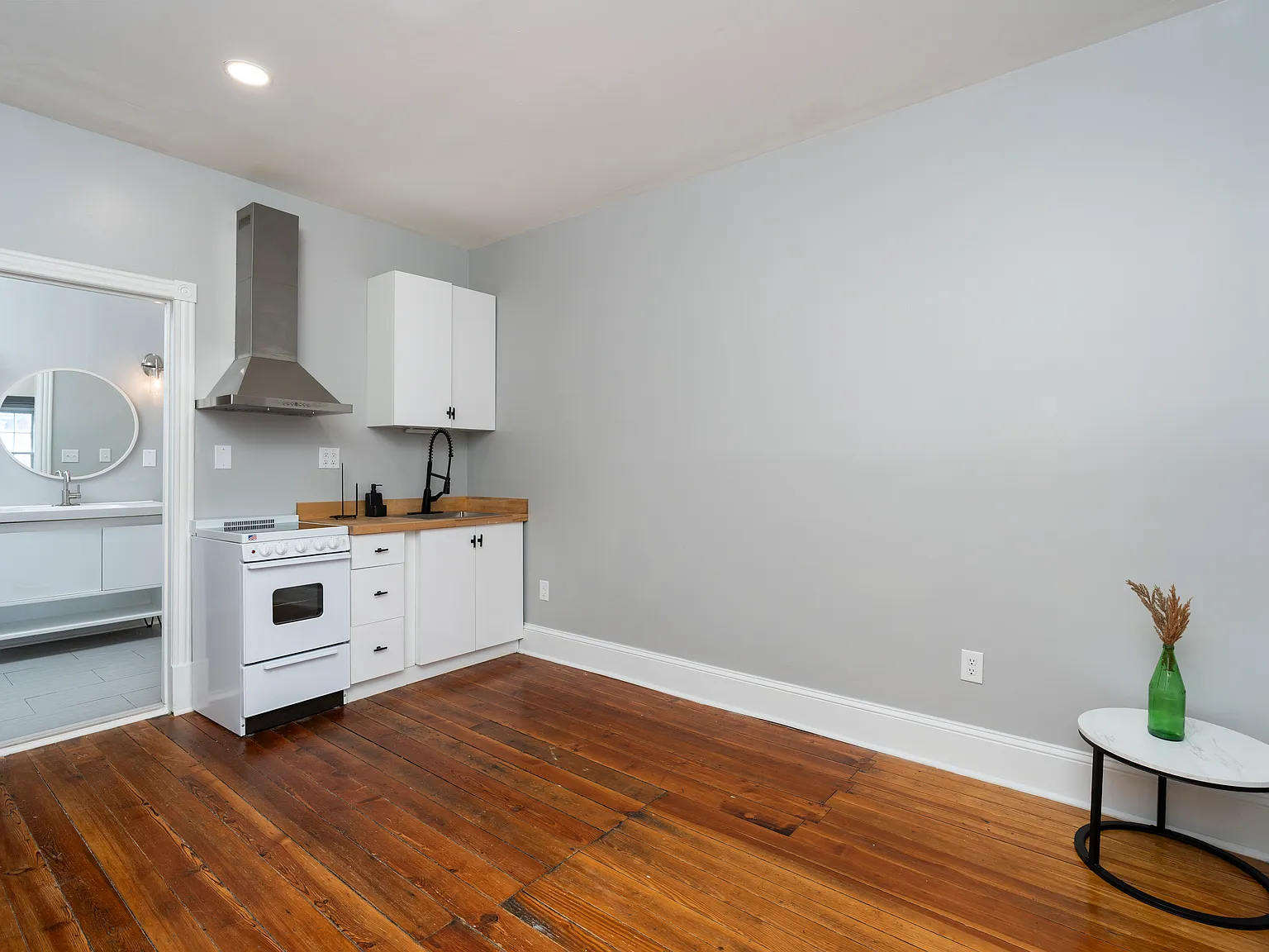 1 bed, 500 sqft, $1,425 — Photo 4