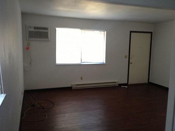 New Wood Style Vinyl Flooring