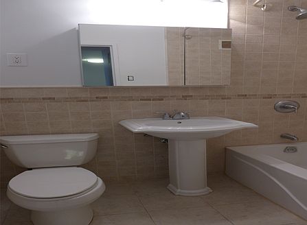 2nd image of 301 E 47th St APT 06B