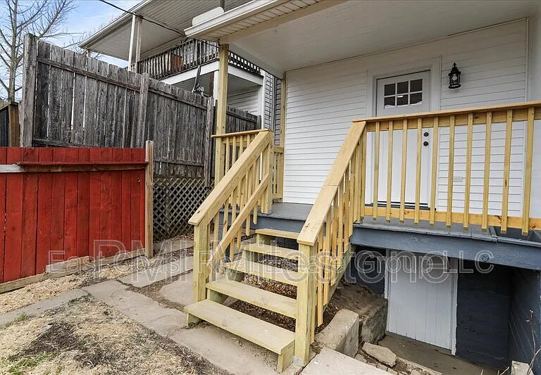 16 Woods Ln — Photo 22