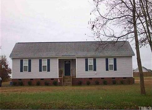 2nd image of 871 Mount Pleasant Rd