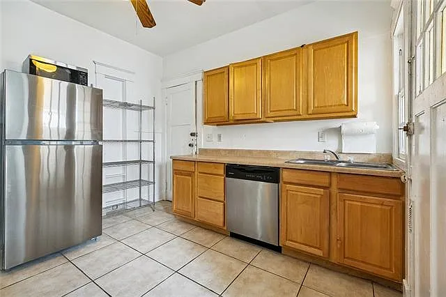 7324 Maple St — Photo 8