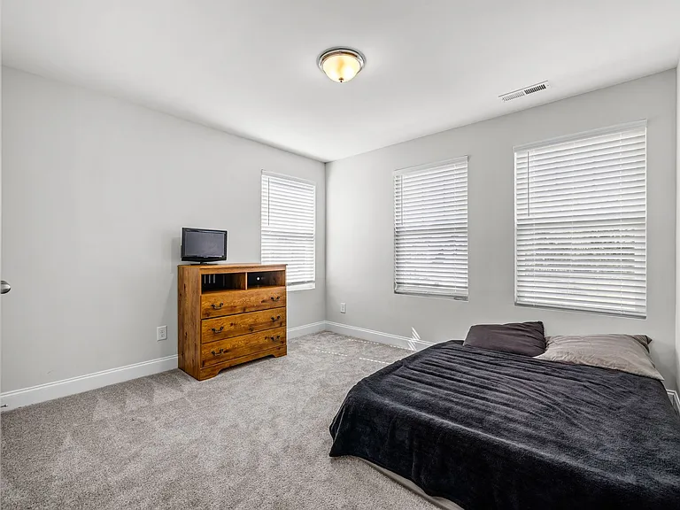 842 Tuscarora Trl — Photo 52