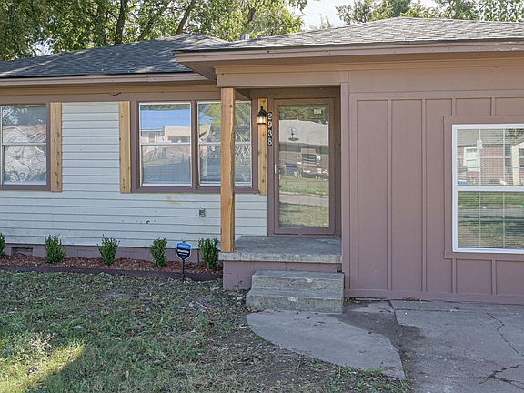 2nd image of 2938 SW 20th St
