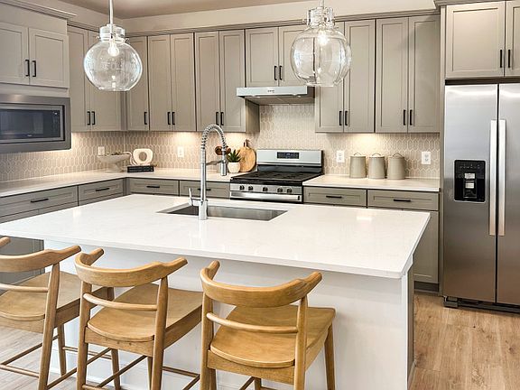 Spacious Gourmet Kitchen