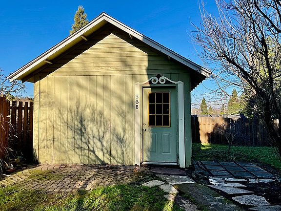Carriage House