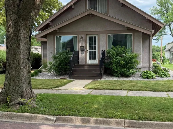 417 E Wyoming St, Redwood Falls, MN 56283