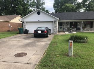 812 E 22nd St, Russellville, AR 72802