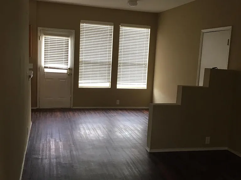 817 Greene Way — Photo 4