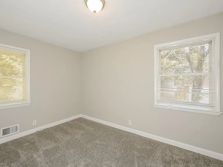 627 Grayson Pkwy — Photo 12