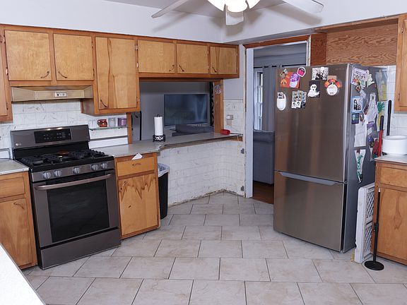5th image of 13175 W Blanchard Rd