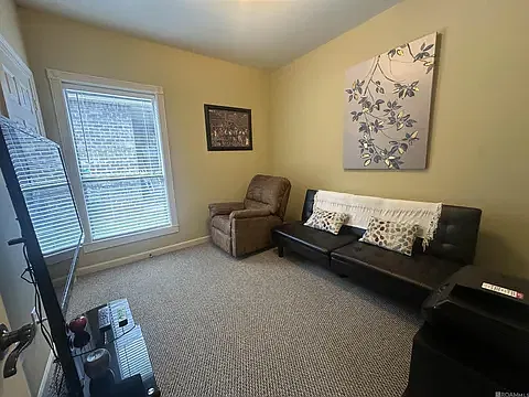 6342 Surrey Ln — Photo 17
