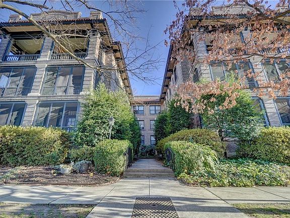 4th image of 812 Stockley Gdns APT 10