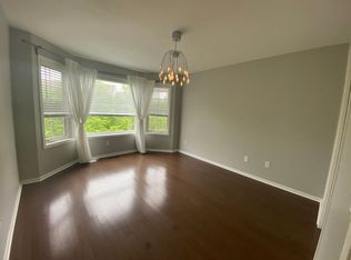 892 Trenton Ln N, Plymouth, MN 55441