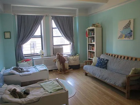 Rented by Akam Sales and Brokerage | media 17