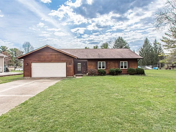 120 Valhalla Dr, Eaton, OH 45320