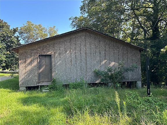 5th image of 4360 Mumford Rd