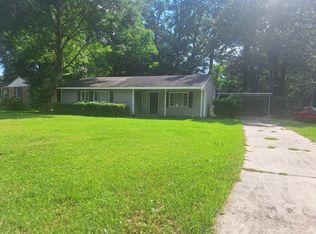 709 Crestview Dr, Hattiesburg, MS 39401