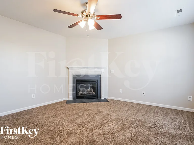 5952 Bluestem Cir — Photo 3