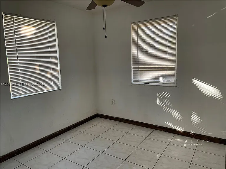 3389 William Ave — Photo 6