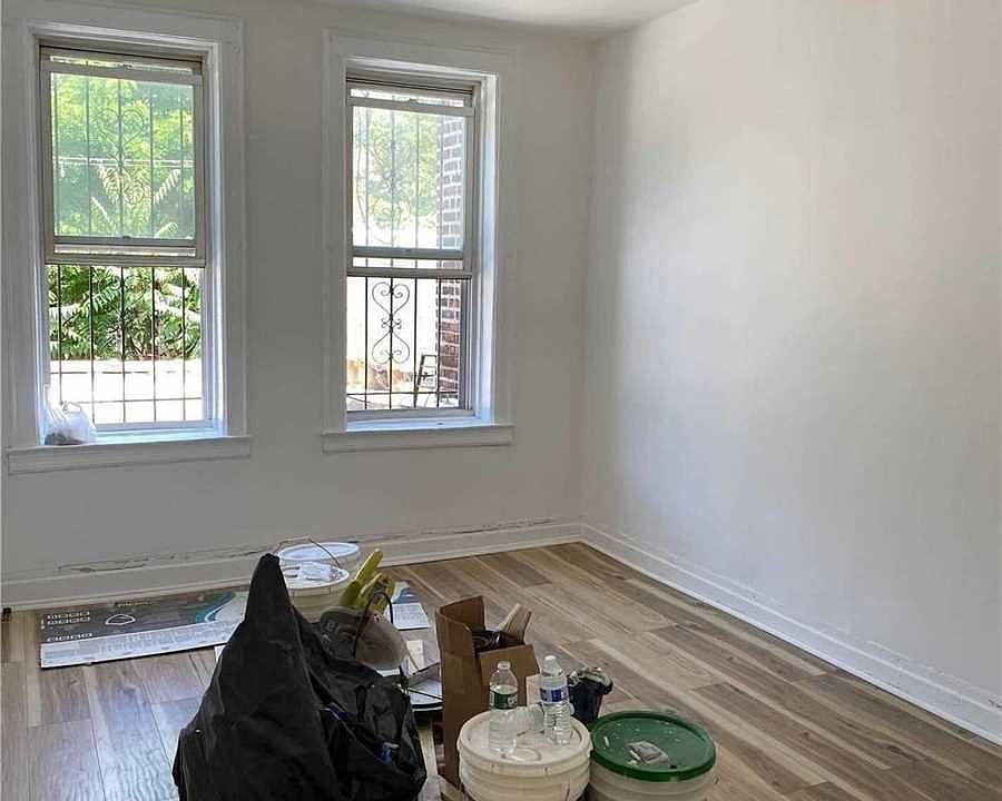 1st image of 108-13 Jamaica Ave