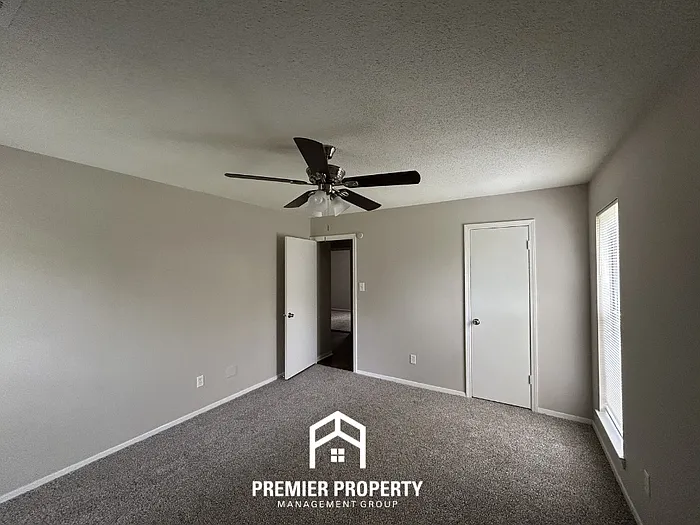 3780 Southbrook Dr — Photo 11