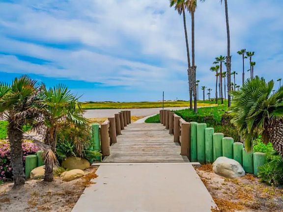 Path to beach from condo