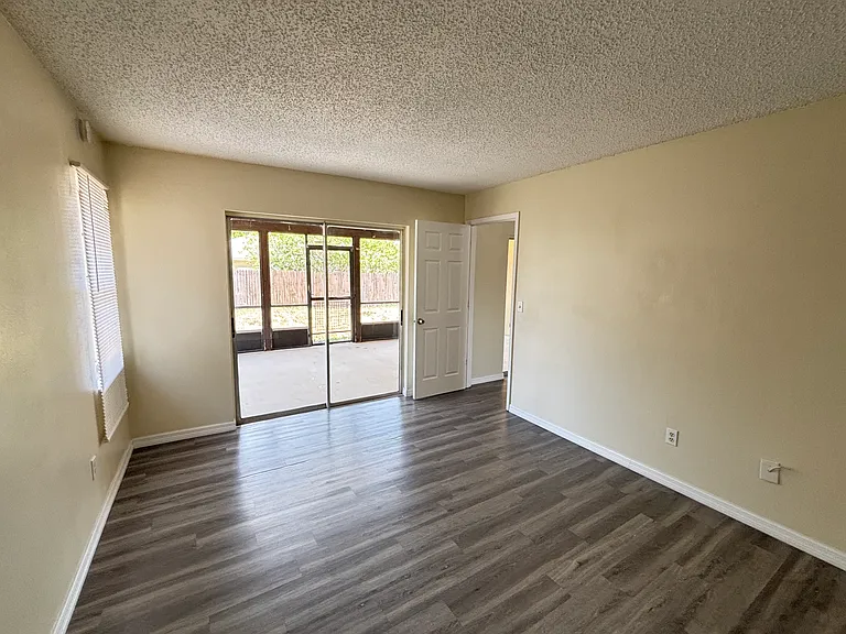 2665 Wildwood Ln — Photo 18