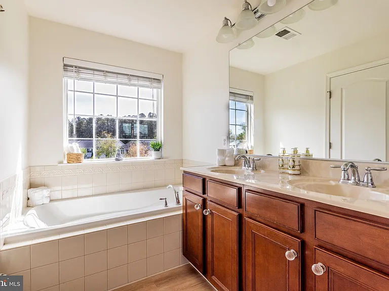 15304 Pocopson Creek Way — Photo 29